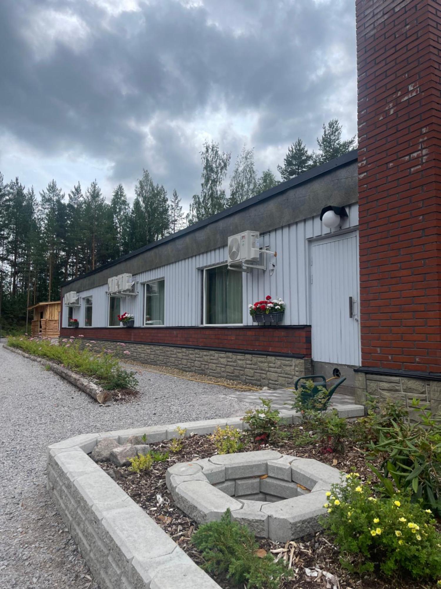 Asikkalan Motelli Vesivehmaa Exterior foto